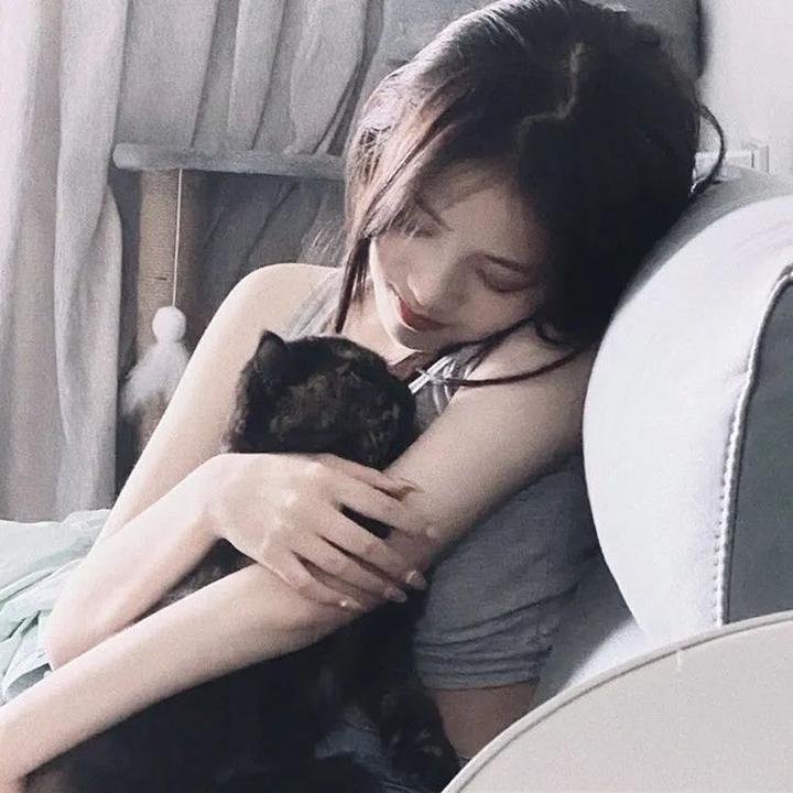 镜中人：迈克尔·杰克逊的故事